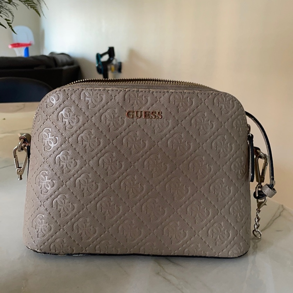 Guess crossbody